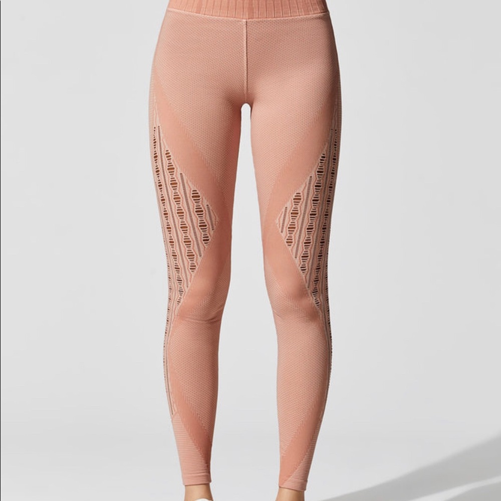 NUX Triple Threat Legging